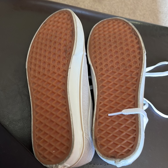 Vans size 8.5 - Picture 3 of 4